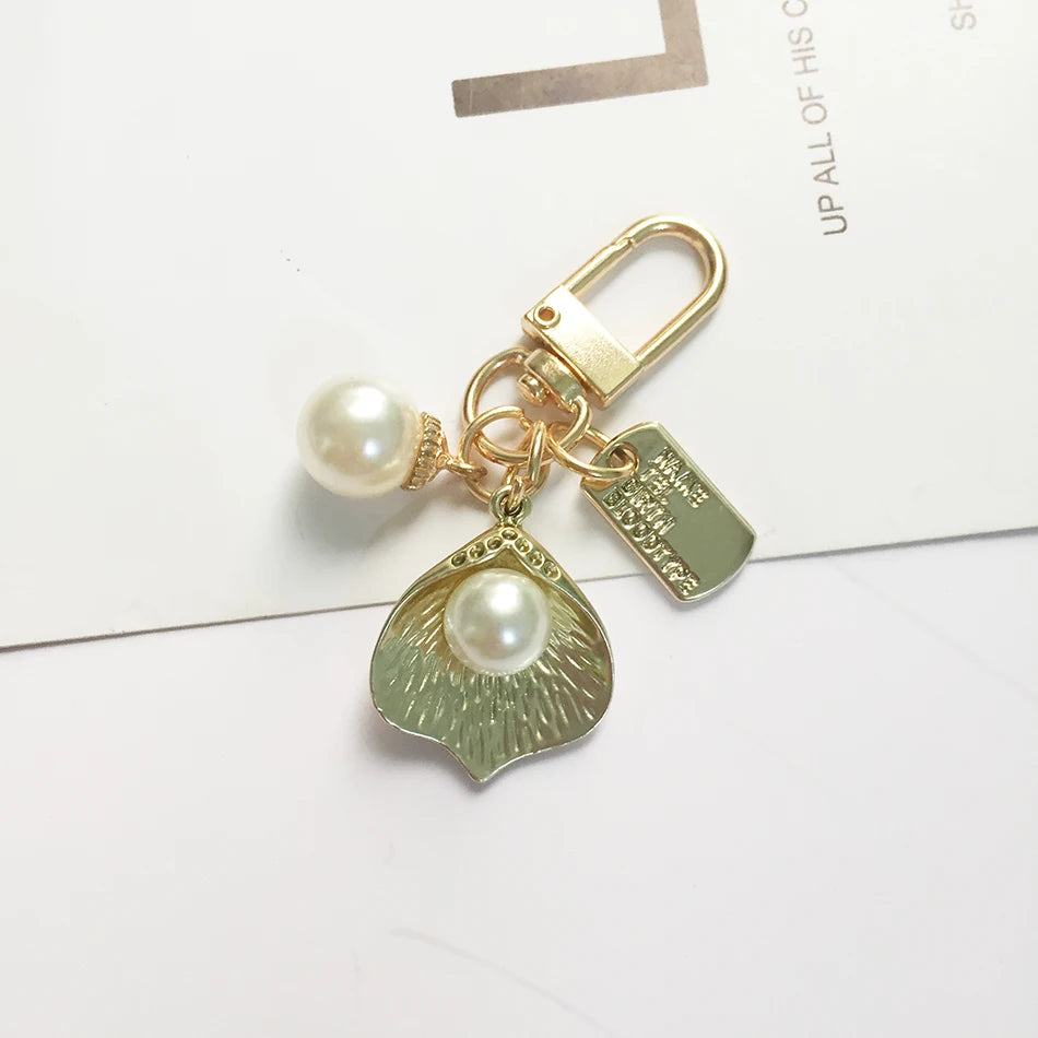 AirTag Cute Pearl Key Chain Cover