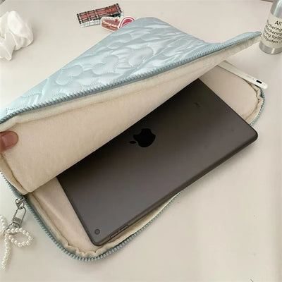 Hearts Pattern Macbook Air Bag
